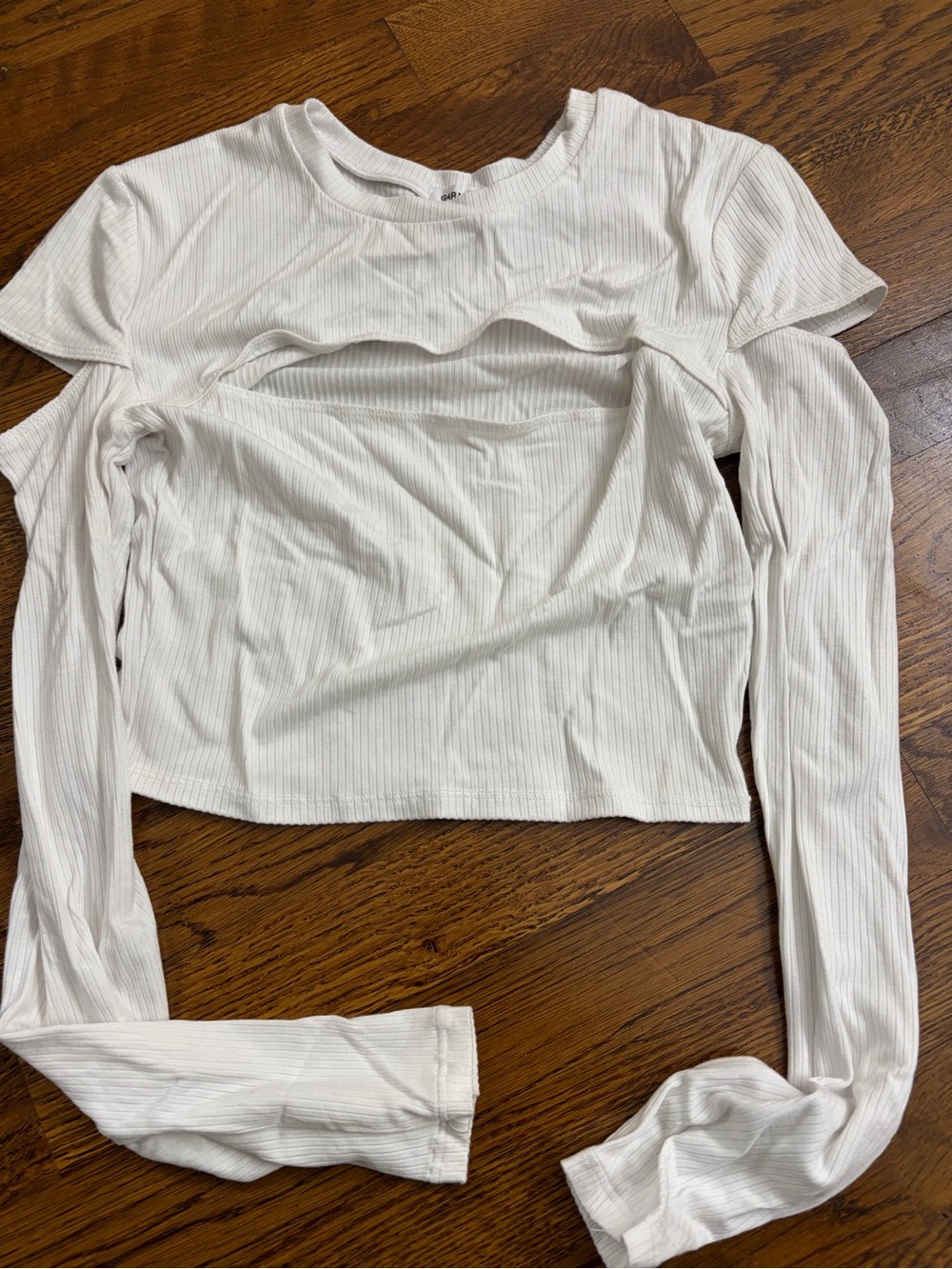Garage White Ribbed Long-Sleeve Crop Top